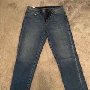 Women’s jeans